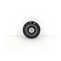 TRD01 - RIGHT FRONT WHEEL CAP 