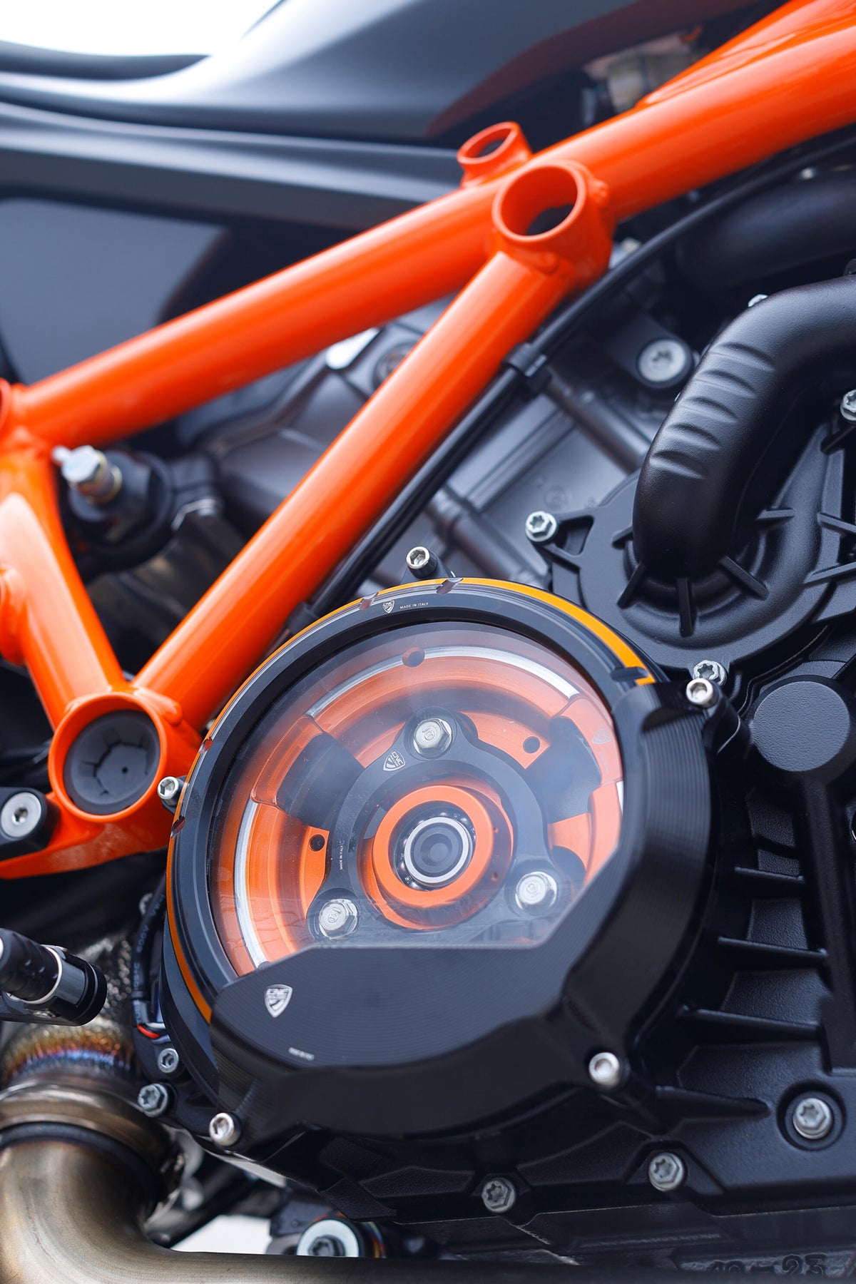 CNC Racing Clear clutch cover KTM – Bicolor Edition - CNC Racing image 3