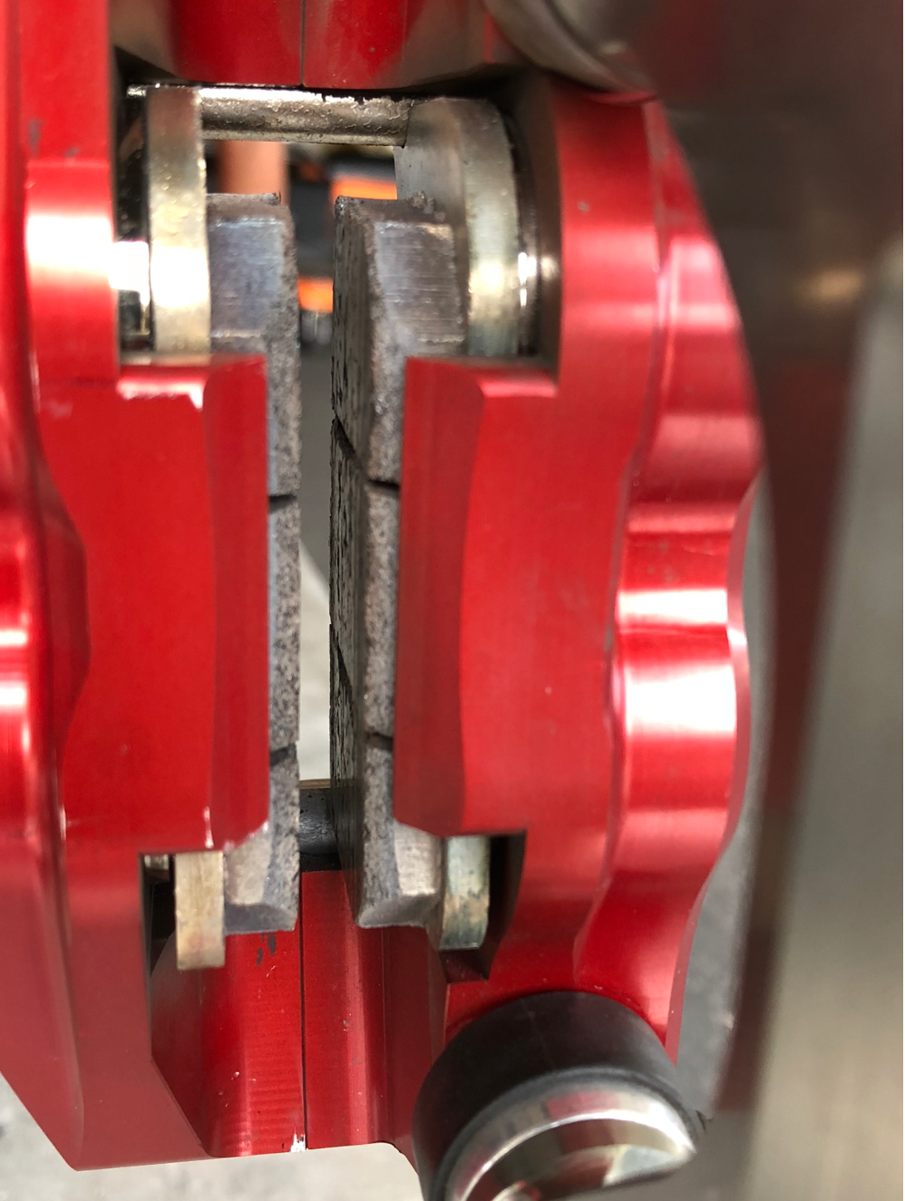 Beringer 4R01AE 108mm ENDURANCE Radial Right Caliper with 4 Pistons Ø32 AEROTEC® - additional product image