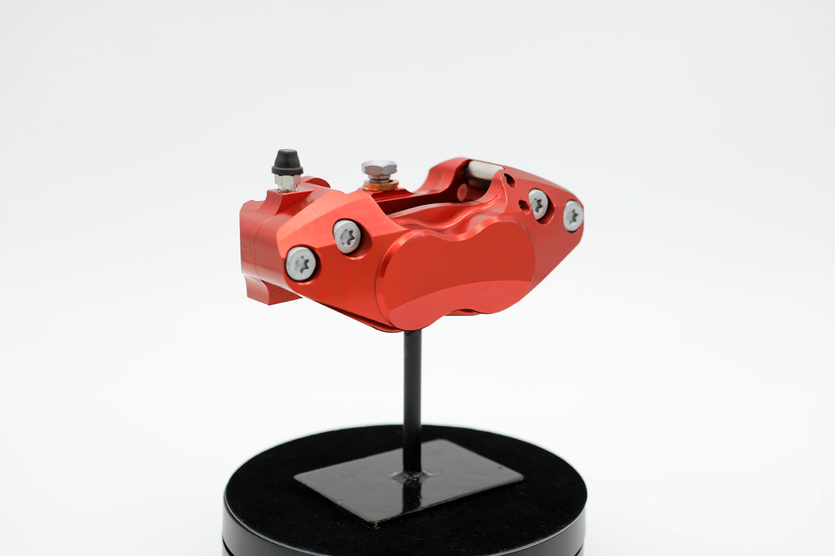 Beringer 4R01A 108mm Radial Right Caliper with 4 Pistons Ø32 AEROTEC® - Red product image