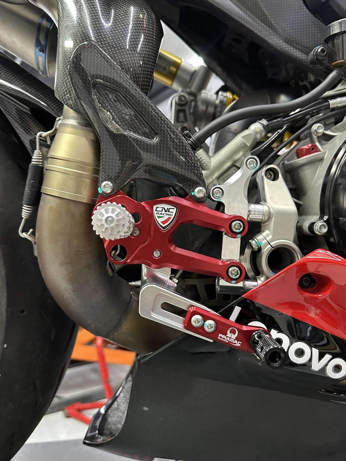 CNC Racing Adjustable rearsets RPS Ducati SBK Panigale series Team Pramac MotoGP Limited Edition - CNC Racing image 9