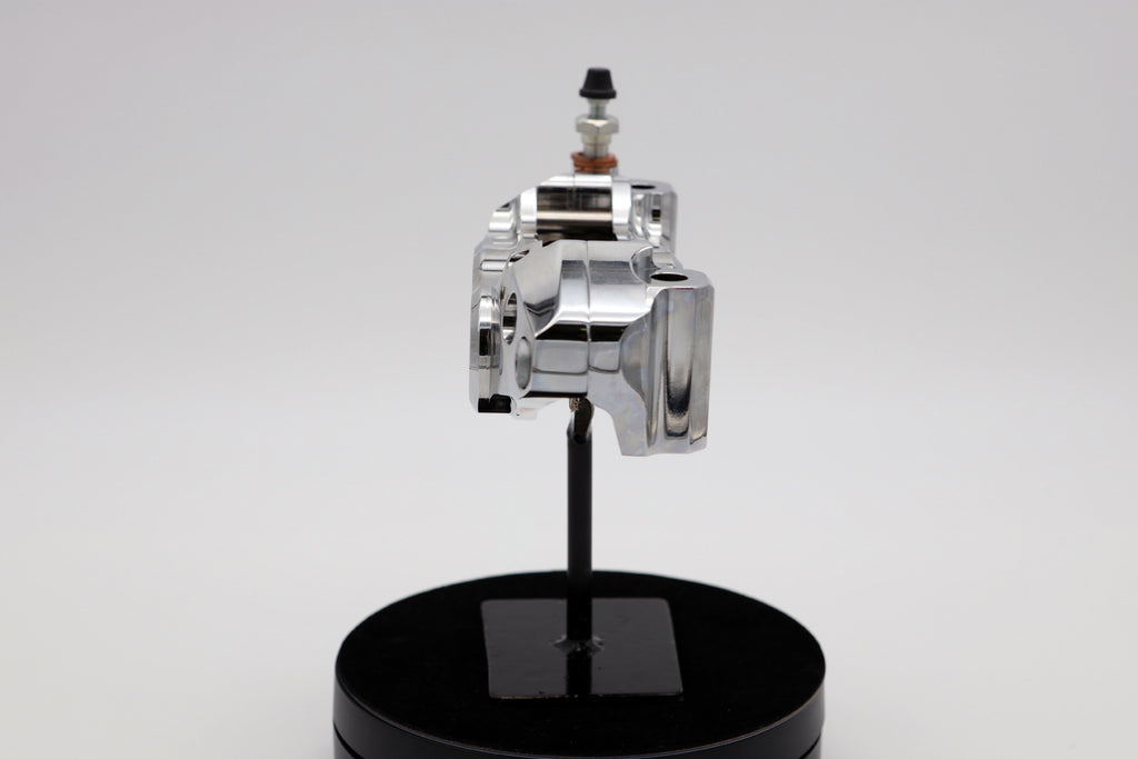 Beringer 6R01A 130mm Radial Right Caliper with 6 Pistons Ø27 AEROTEC® - Chrome product image