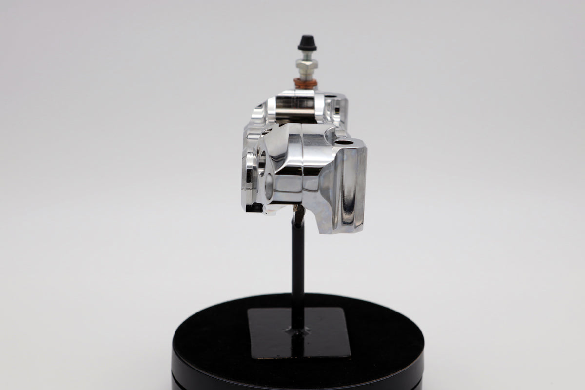 Beringer 6R01A 130mm Radial Right Caliper with 6 Pistons Ø27 AEROTEC® - Chrome product image