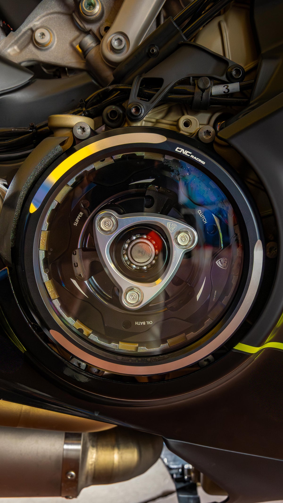CNC Racing Pressure plate oil bath clutch Ducati with bearing Panigale Streetfighter Multistrada Diavel V4 - CNC Racing image 5