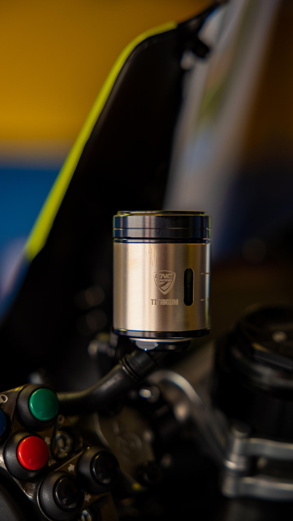CNC Racing Fluid Reservoir 25 Ml for Front Brake – Titanium - CNC Racing image 10