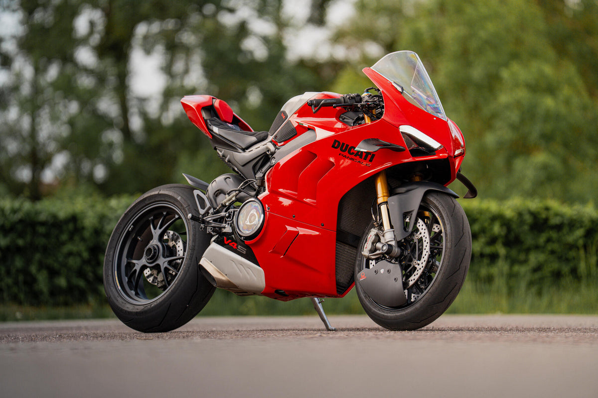 CNC Racing Adjustable rear sets RPS Ducati Panigale V4 – Carbon - CNC Racing image 6