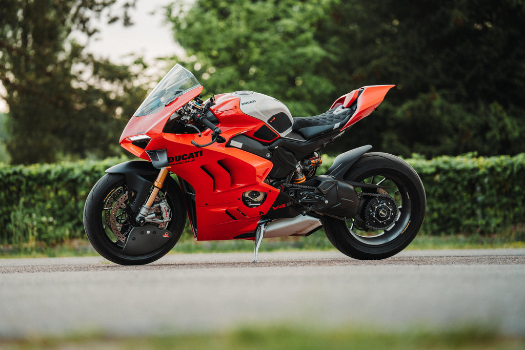 CNC Racing Adjustable rear sets RPS Ducati Panigale V4 – Carbon - CNC Racing image 5