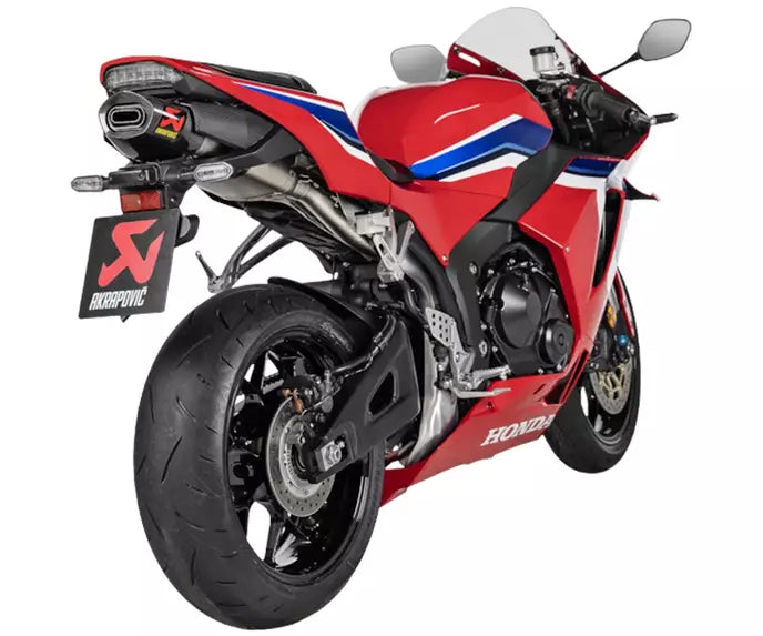 Akrapovič Honda CBR600RR Slip-On Exhaust 2013–2026 Slip-On Line Titanium/Carbon – S-H6SO17-HACT