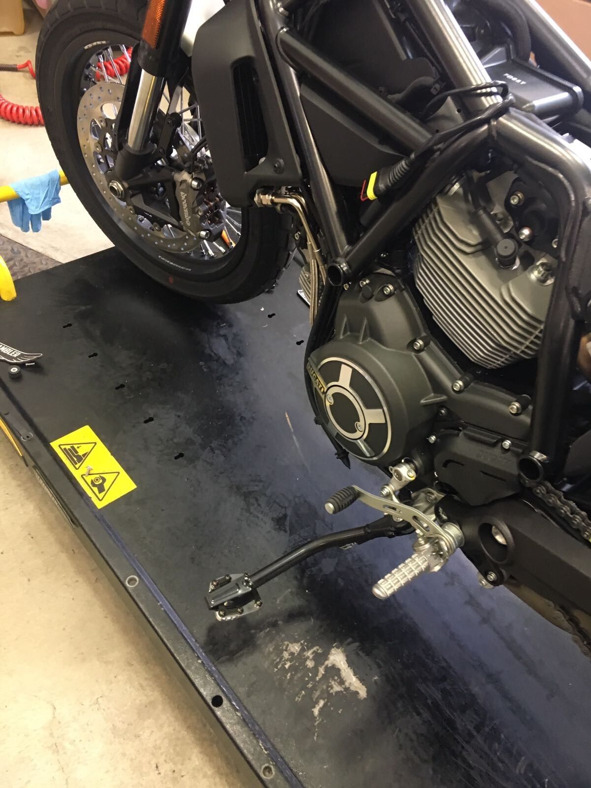 DBK Mts 950 Kickstand Pad