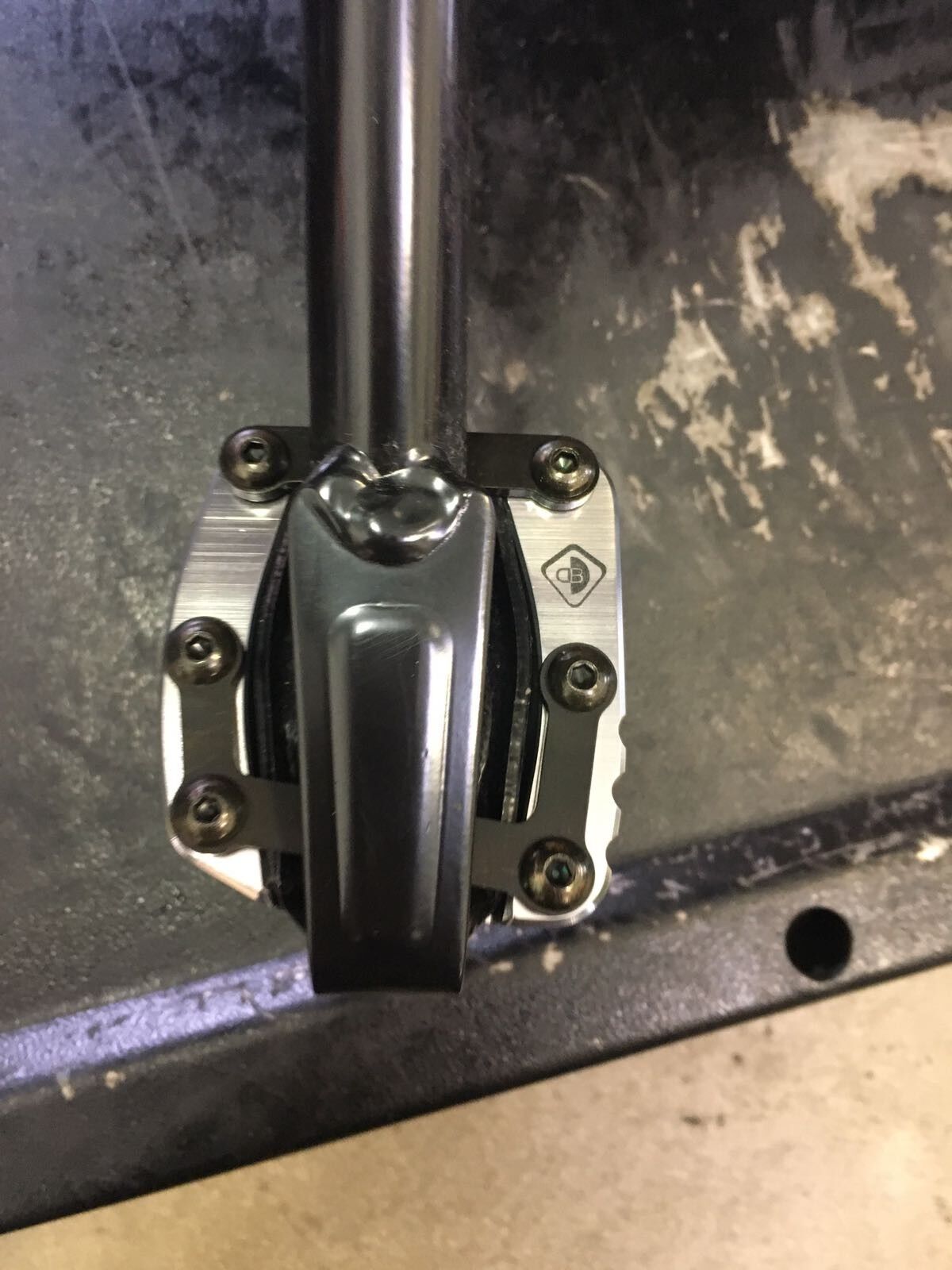 DBK Mts 950 Kickstand Pad