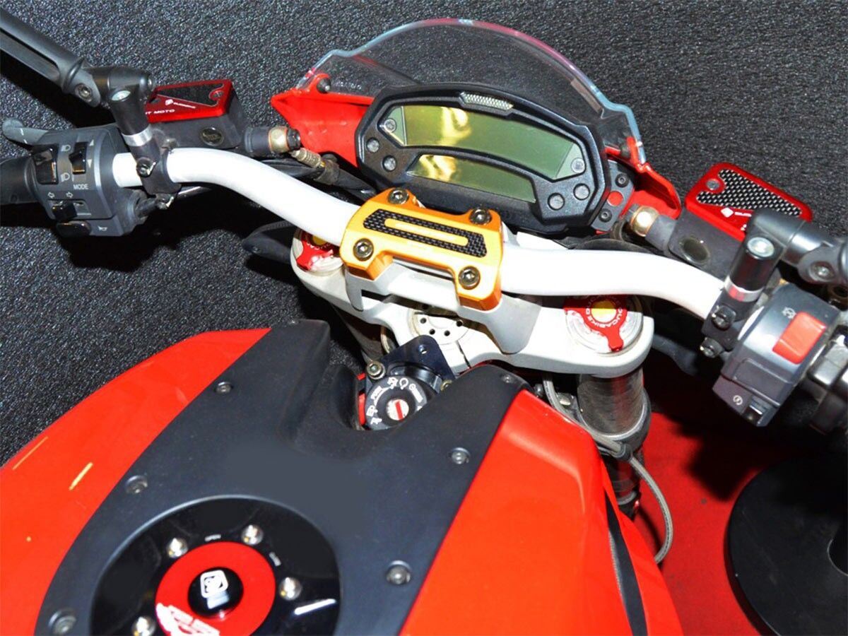 DBK Handlebar Clamp M696