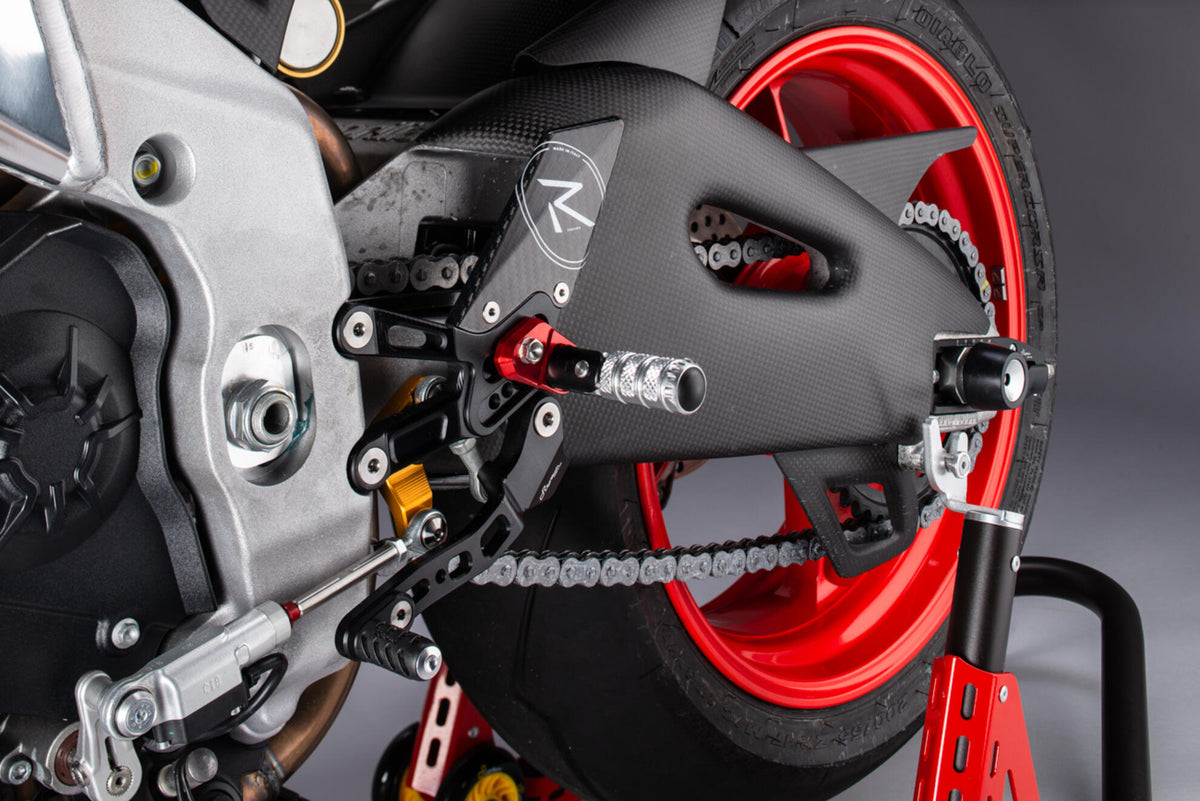 LighTech Carbon Arm Covers (Pair) for Aprilia RSV4 1100 FACTORY 2019–2020 / Aprilia RSV4 2015–2019