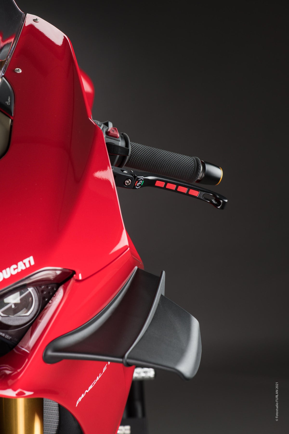 LighTech Lateral wings (pair) for Ducati PANIGALE V4 S 2018–2021 / Ducati PANIGALE V4 2018–2021