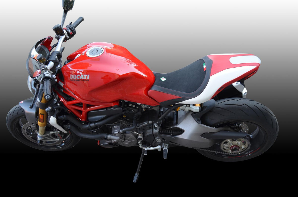 DBK M1200 MY17 Seat Cover