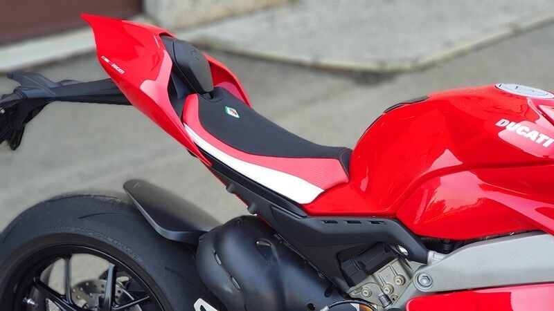 DBK Panigale V4 Seat Cover Rider