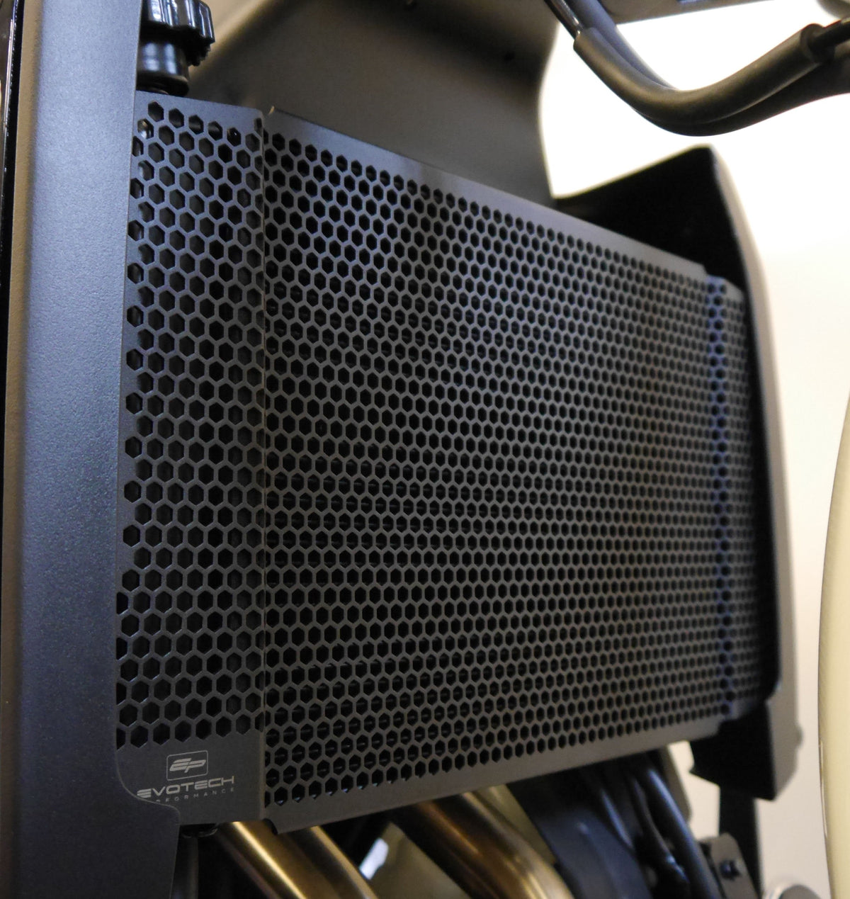 Evotech Kawasaki Vulcan S Light Tourer Radiator Guard 2018
