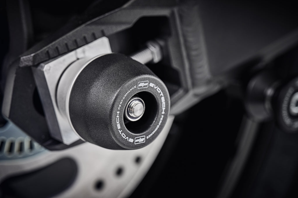 Evotech Rear Spindle Bobbins - Kawasaki Z900RS Performance (2018 - 2020)