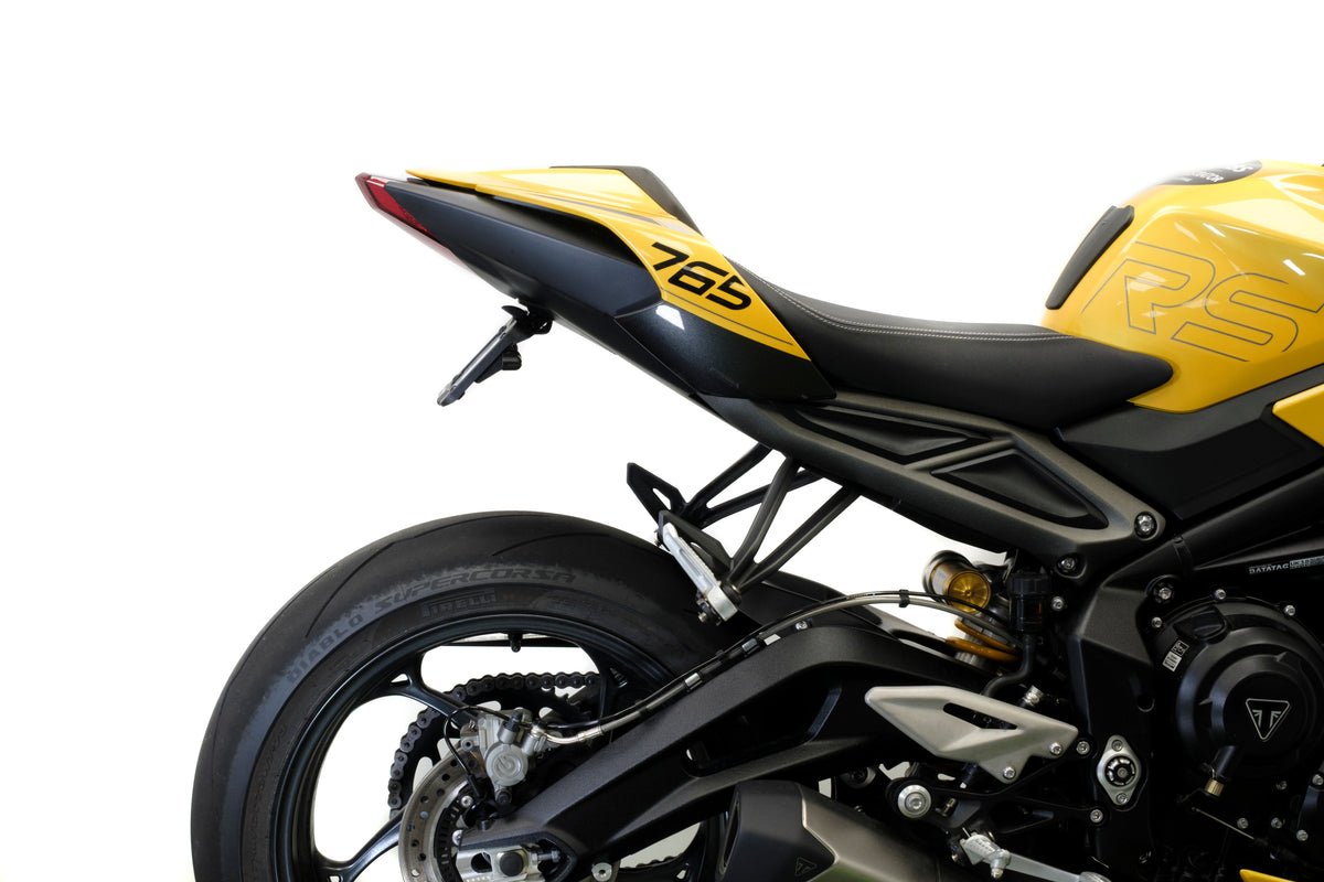 Evotech Dynamic Tail Tidy Including V1 Indicators - Triumph Daytona 675R (2013 - 2017)