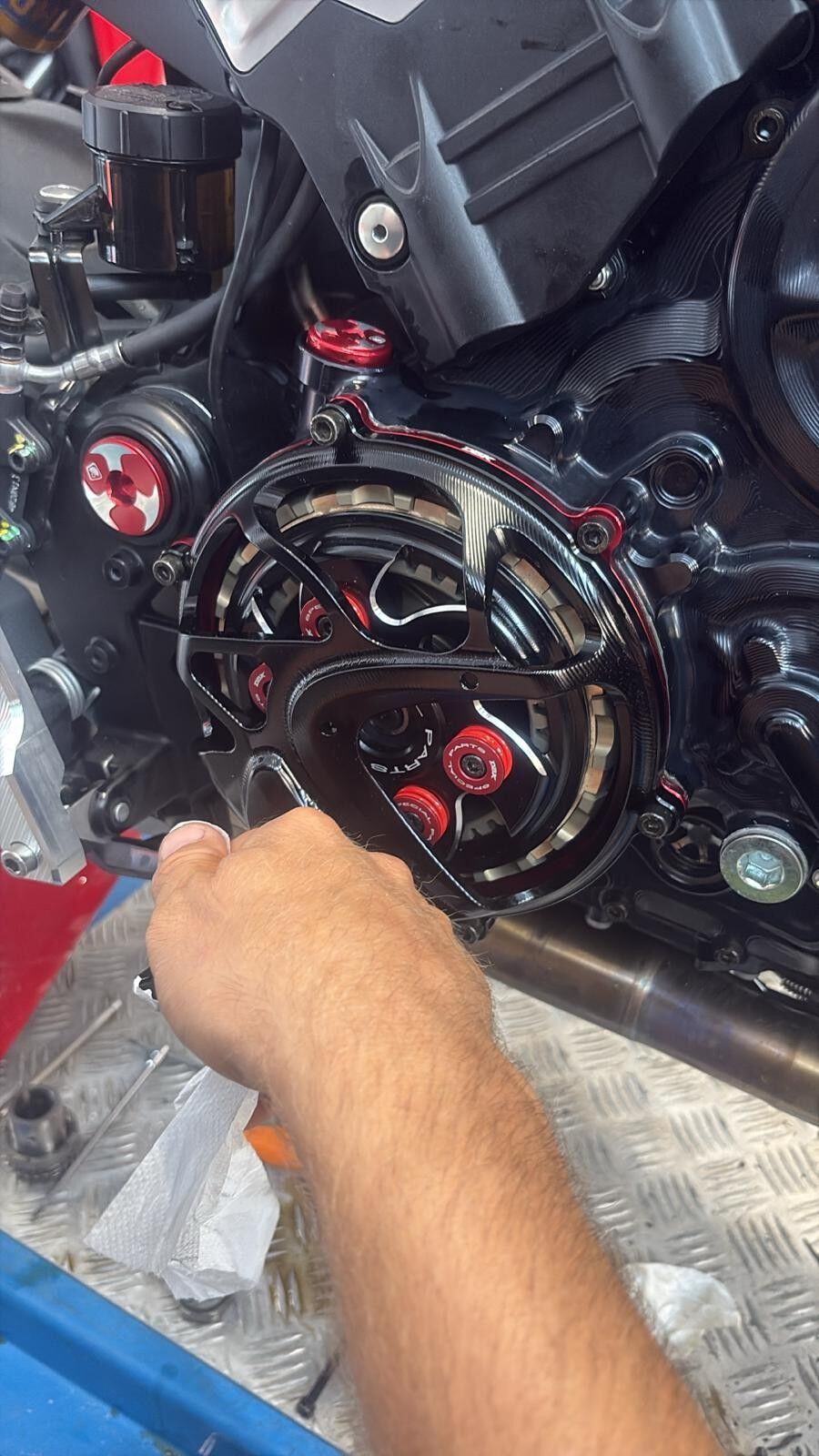 DBK V4 Dry Clutch 4 Springs Adjustable