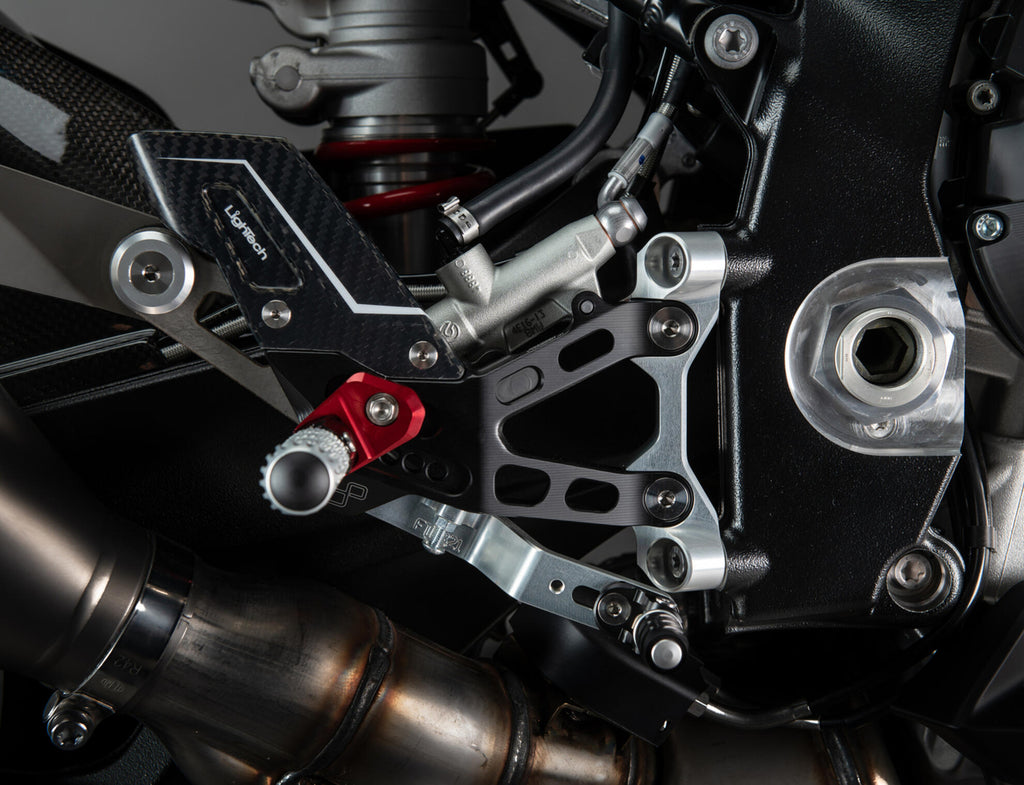 LighTech r Version Adj. Rear Sets for BMW M 1000 RR 2021–2026 / BMW S 1000 RR 2019–2026