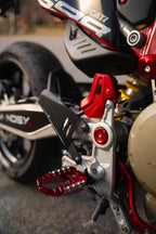CNC Racing Rear Brake Fluid Reservoir Holder for Ducati Hypermotard 698 Mono - CNC Racing image 4
