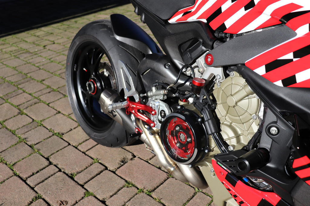 CNC Racing Clear oil bath clutch cover Ducati Streetfighter V4 – Bicolor - CNC Racing image 4