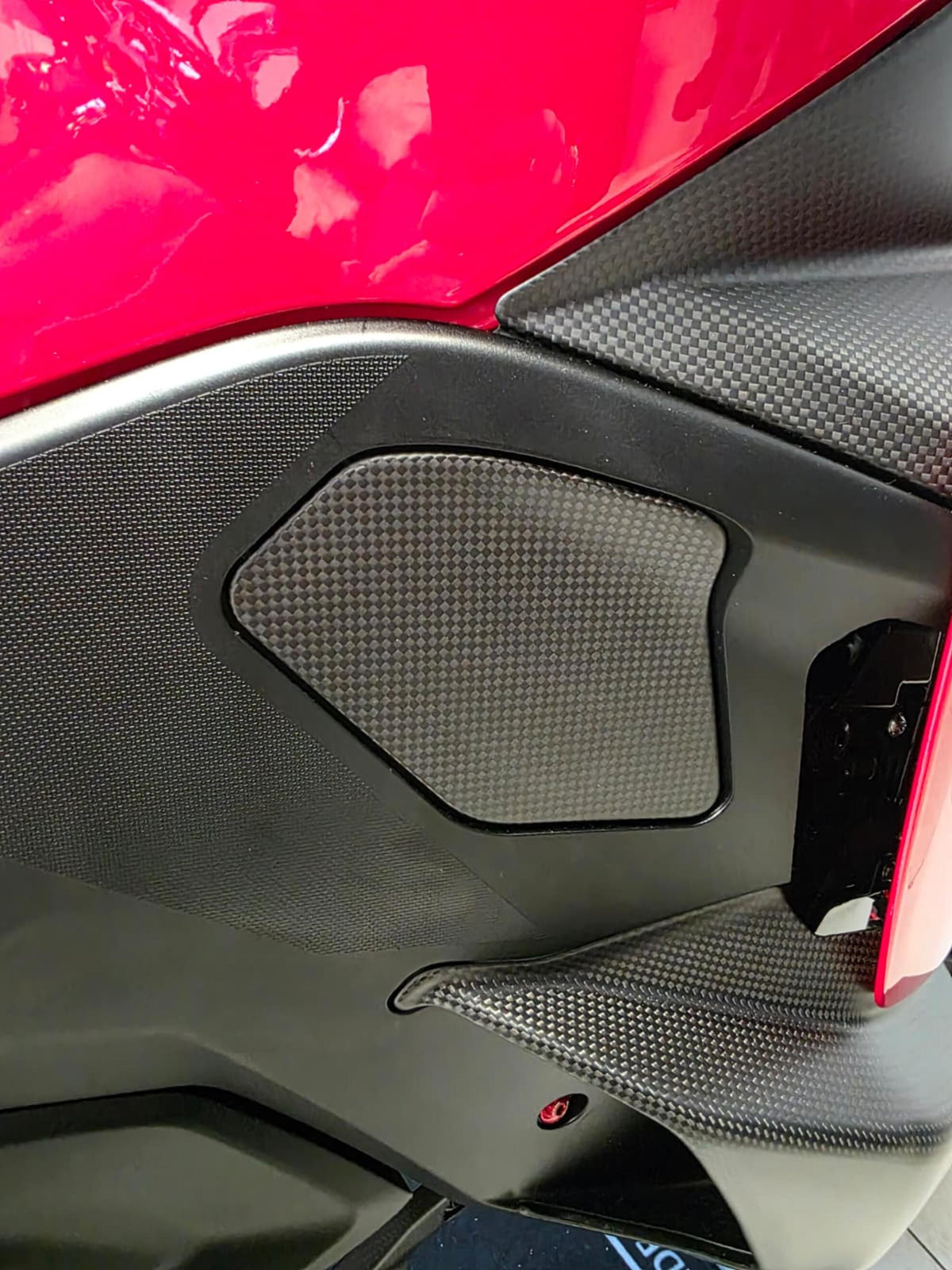 CNC Racing Right Side Flap in Carbon for Ducati Multistrada V2 MY2025 - CNC Racing image 6