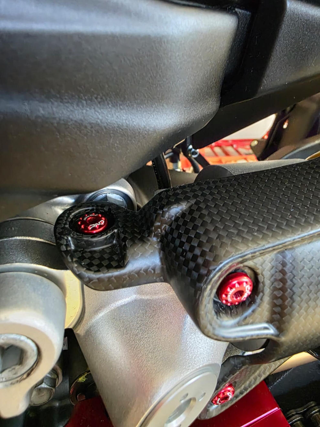 CNC Racing Rear Shock – ABSorber Guard in Carbon for Ducati Multistrada V2 MY2025 - CNC Racing image 6