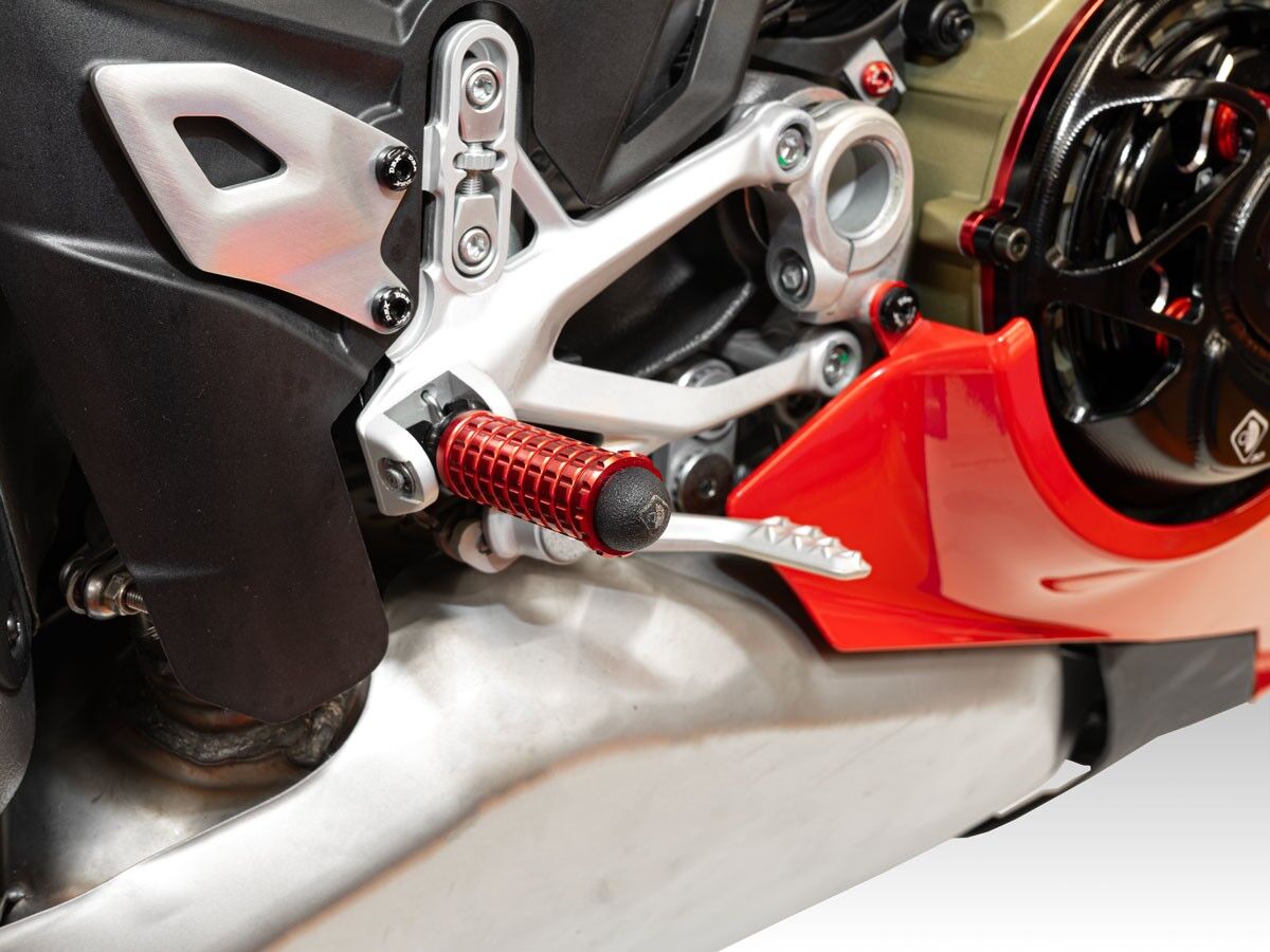 DBK Ducati Pilot Footpegs Support Kit