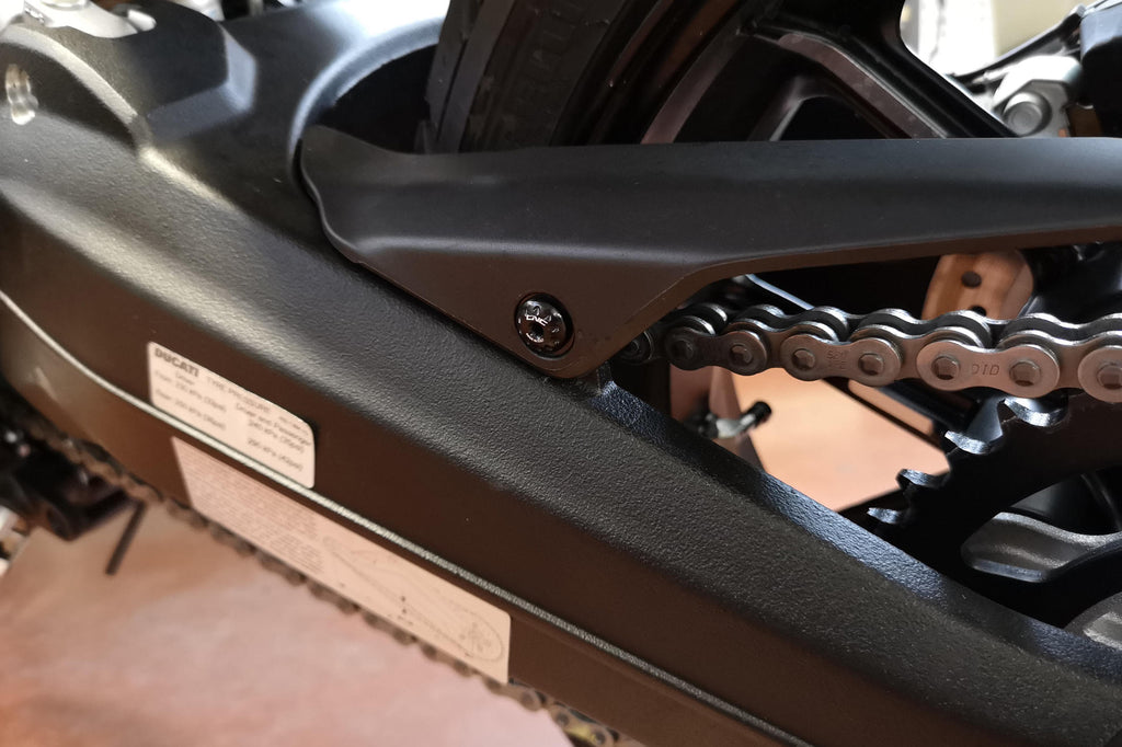 CNC Racing Upper Chain Guard Screw Set for Ducati Scrambler 1100 - CNC Racing image 2