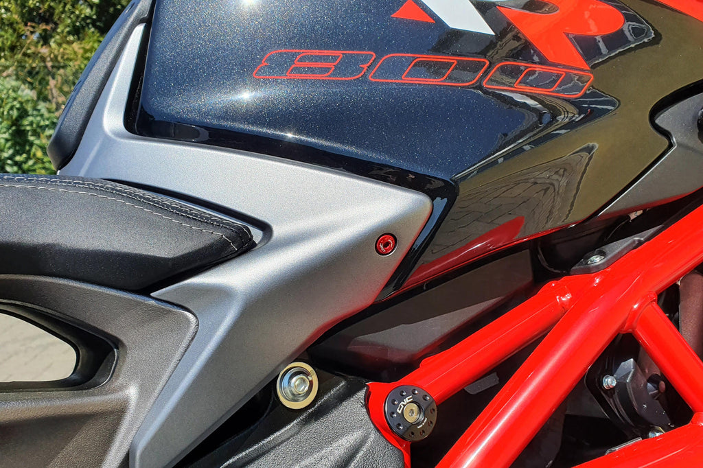 CNC Racing Screw kit Fuel tank side cover MV Agusta - CNC Racing image 2