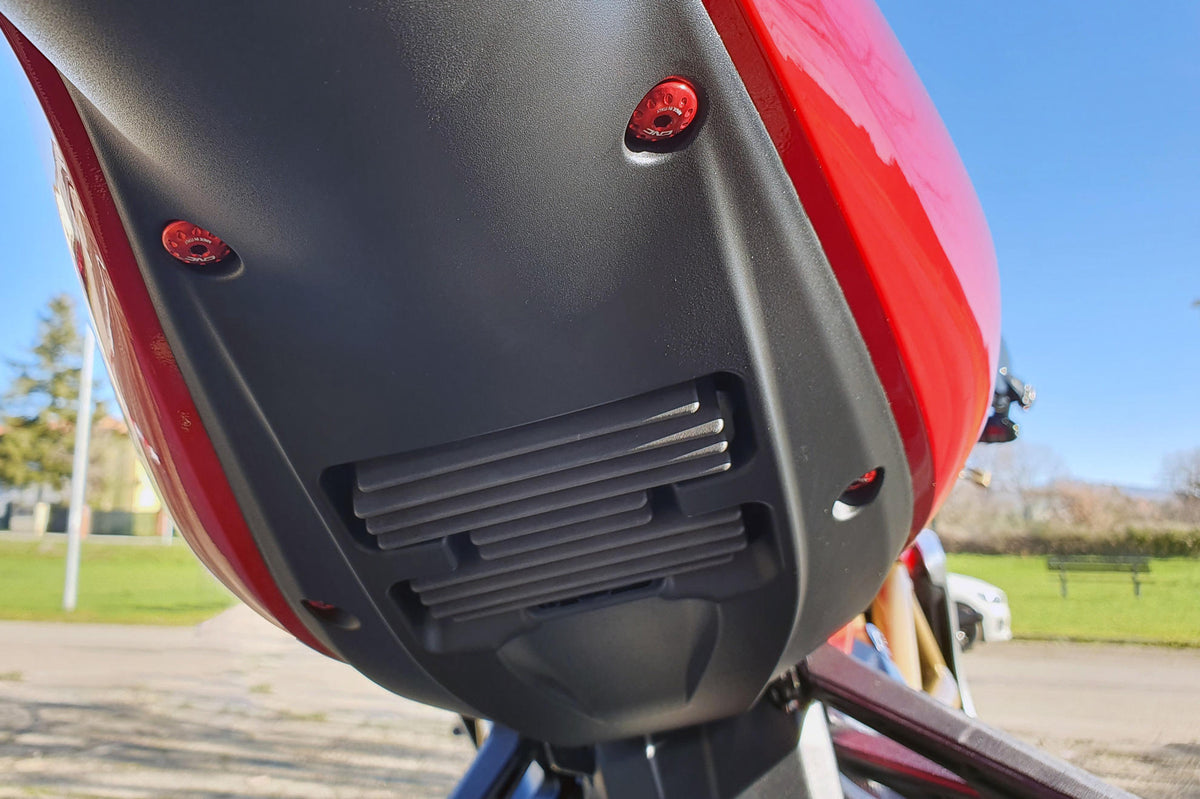 CNC Racing Undertail cover screw kit MV Agusta - CNC Racing image 3