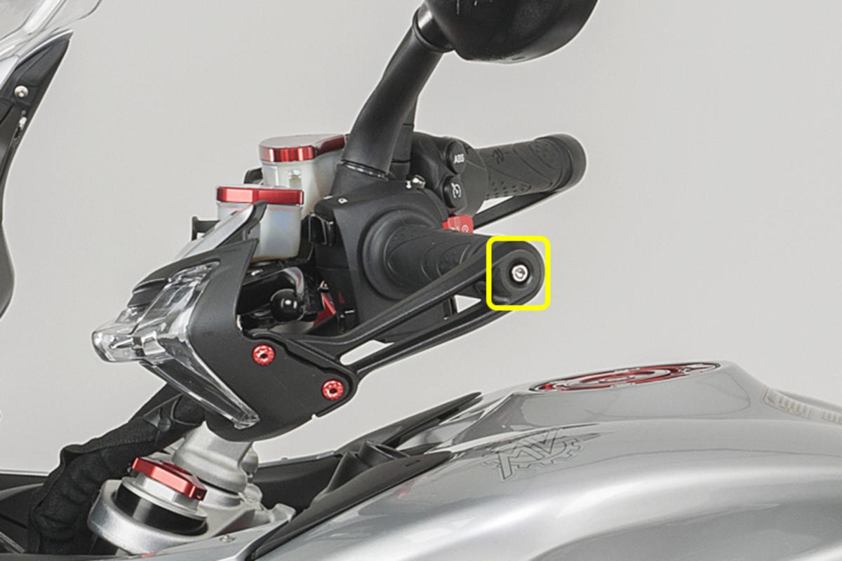 CNC Racing Handlebar End Bolt Kit M6X30 (2 Pcs) – Titanium for MV Agusta Turismo Veloce 800 - CNC Racing image 2