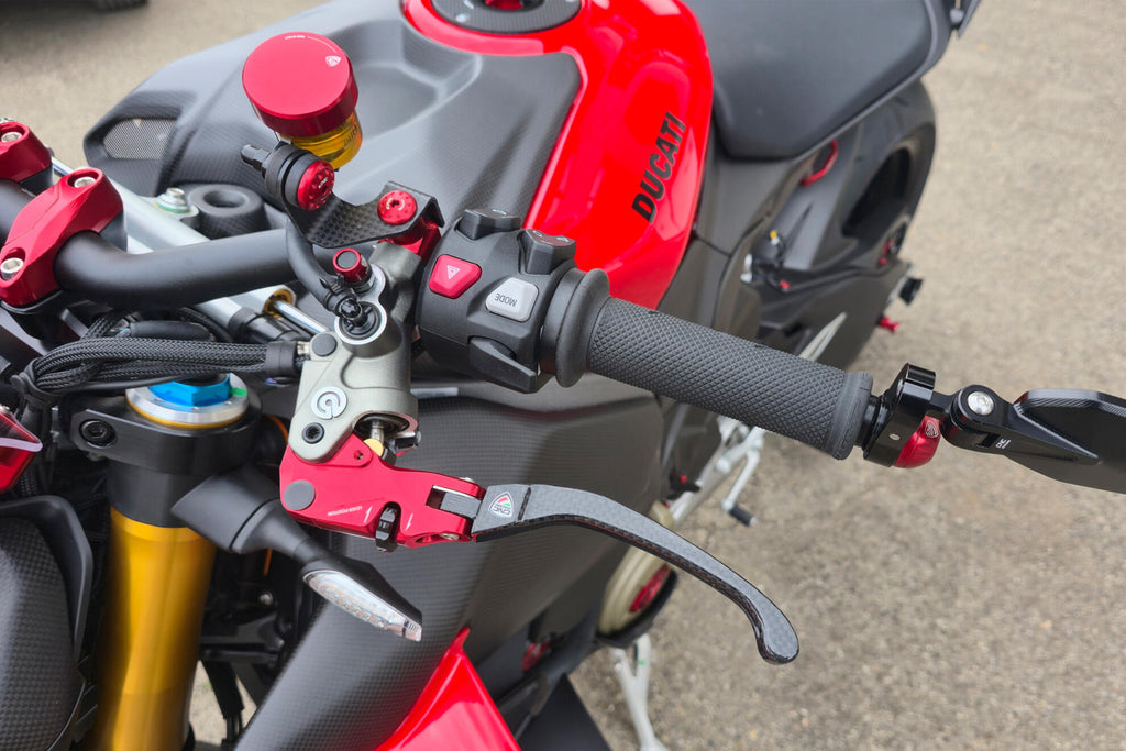 CNC Racing Clutch Lever Race EVO Folding Glossy Carbon for Brembo semi-radial master cylinders - CNC Racing image 3