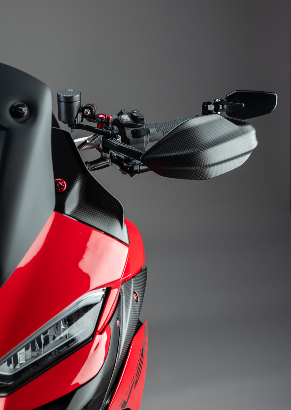 CNC Racing Hand-guards Ducati Multistrada V4 and V2 – Carbon - CNC Racing image 9