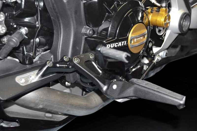 DBK Backwards Kit Rearset Xdiavel