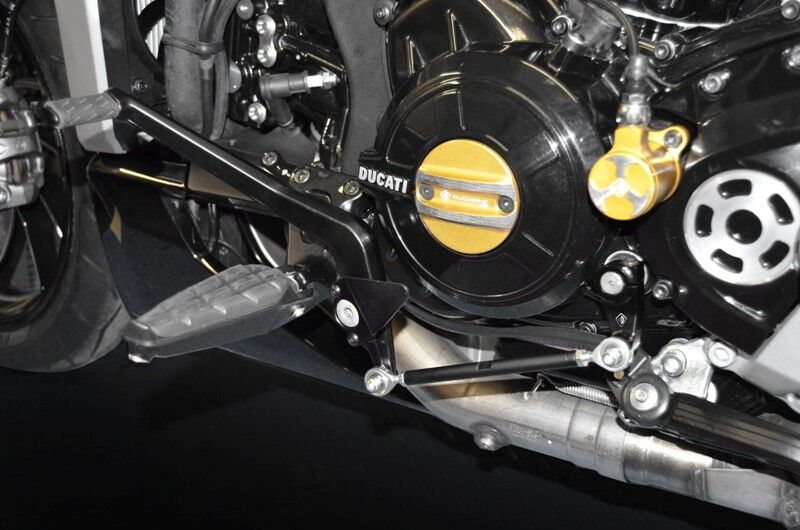 DBK Backwards Kit Rearset Xdiavel