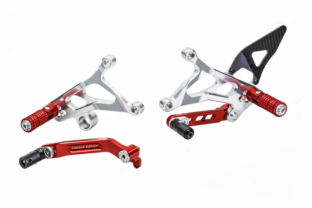 CNC Racing Adjustable rear sets MV Agusta – limited edition - CNC Racing