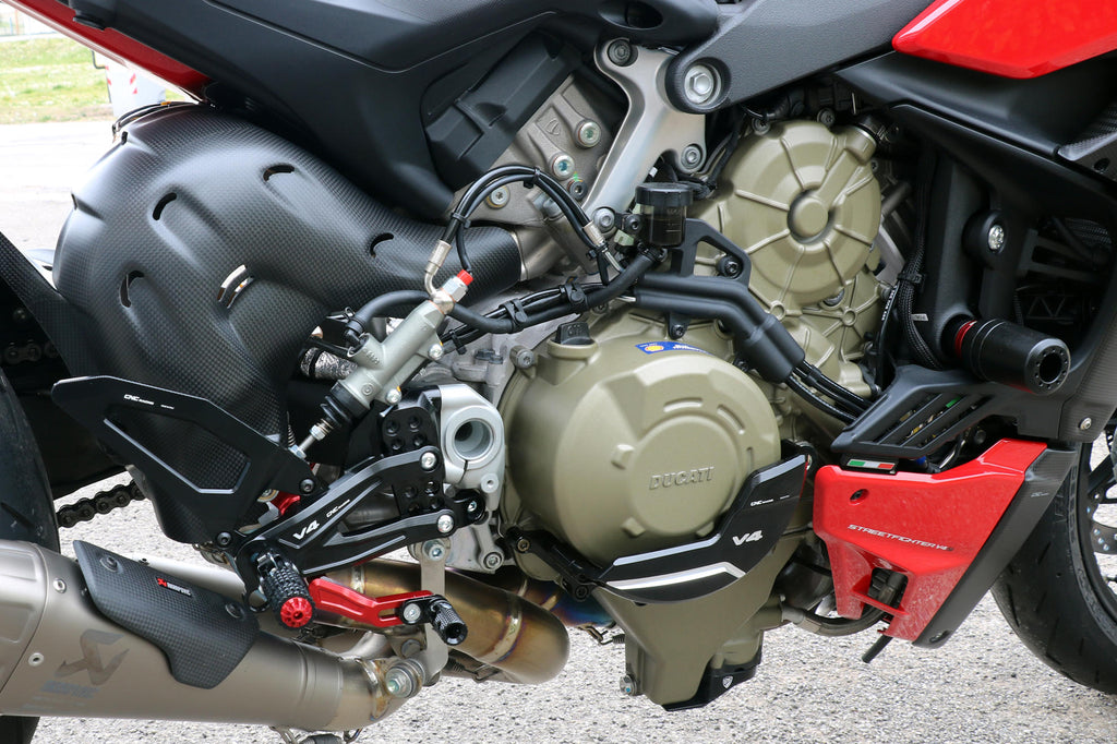 CNC Racing Adjustable rearsets Ducati Streetfighter V4 - CNC Racing image 4