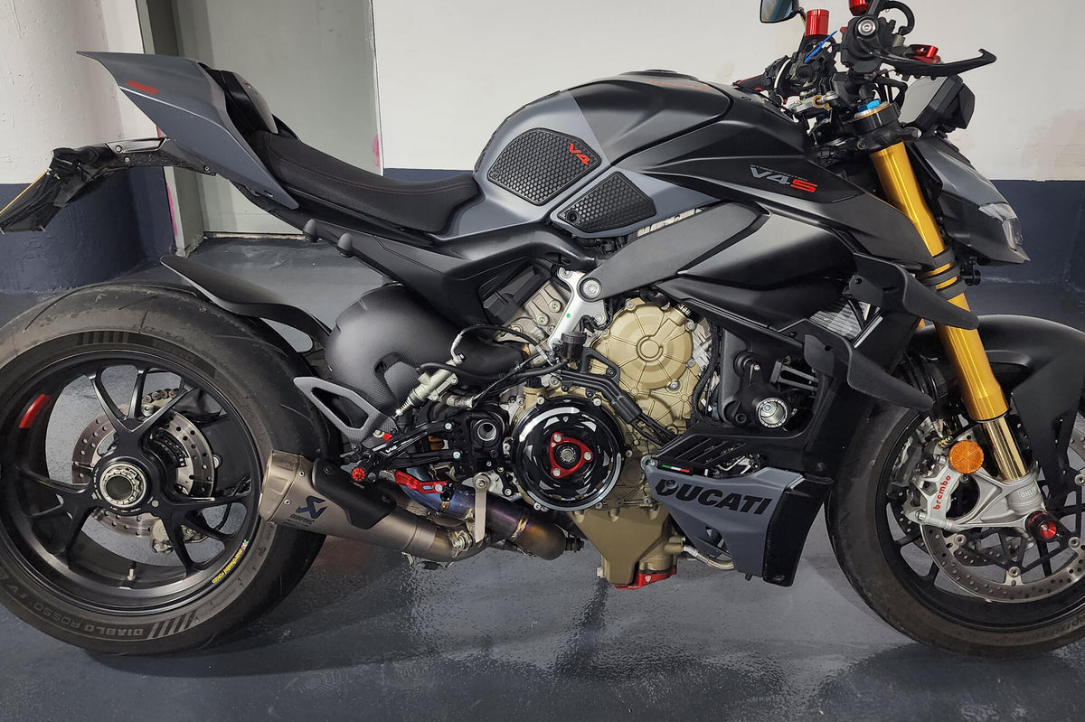 CNC Racing Adjustable rearsets Ducati Streetfighter V4 Carbon - CNC Racing image 5