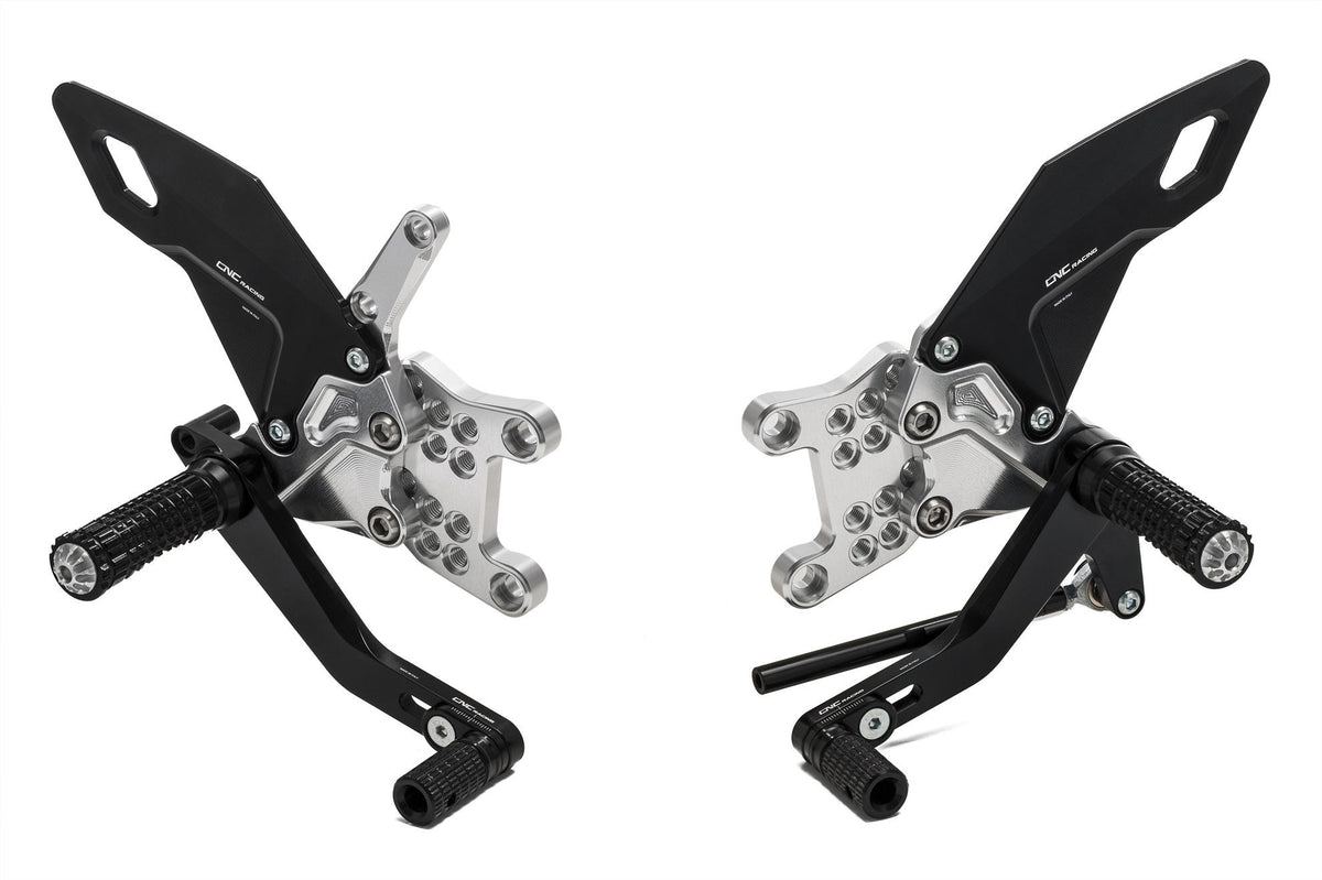 CNC Racing Rear Sets Adjustable Easy for Aprilia RSV4 – Tuono - CNC Racing image 3