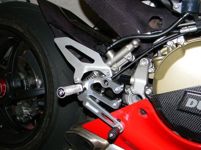 DBK Adjustable Rearset 899 -1199 Panigale