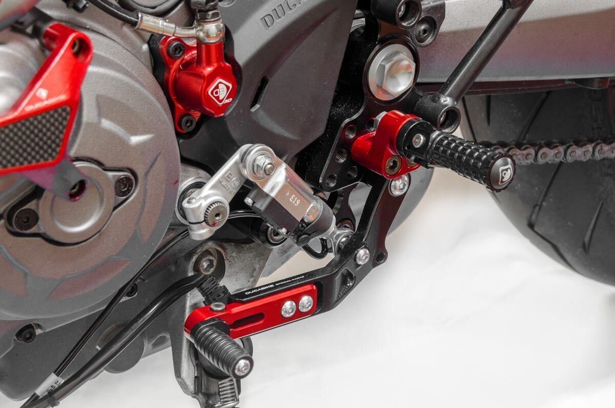 DBK Hm 950 Adjustable Rearset