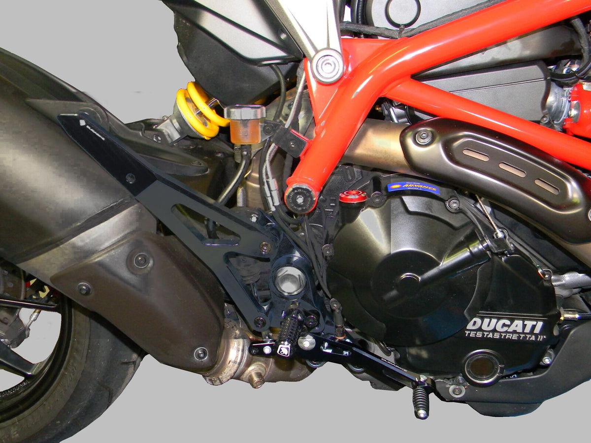 DBK Rearset Hypermotard 821