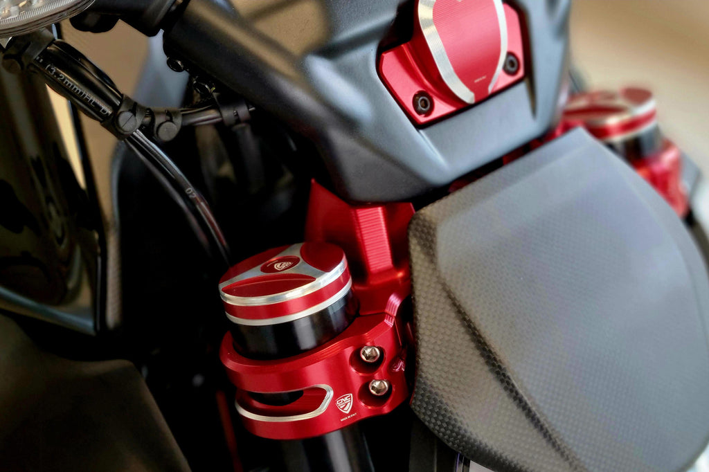 CNC Racing Triple Clamps for Ducati Diavel V4 – Top Yoke - CNC Racing image 2