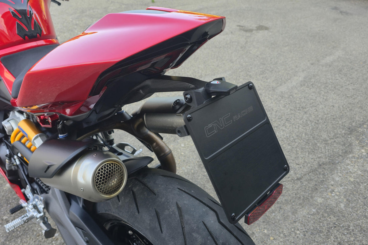 CNC Racing Carbon Tail Tidy for Ducati Panigale V2 – Streetfighter V2 MY2025 – Adjustable, Lightweight and Plug & Play - CNC Racing image 2