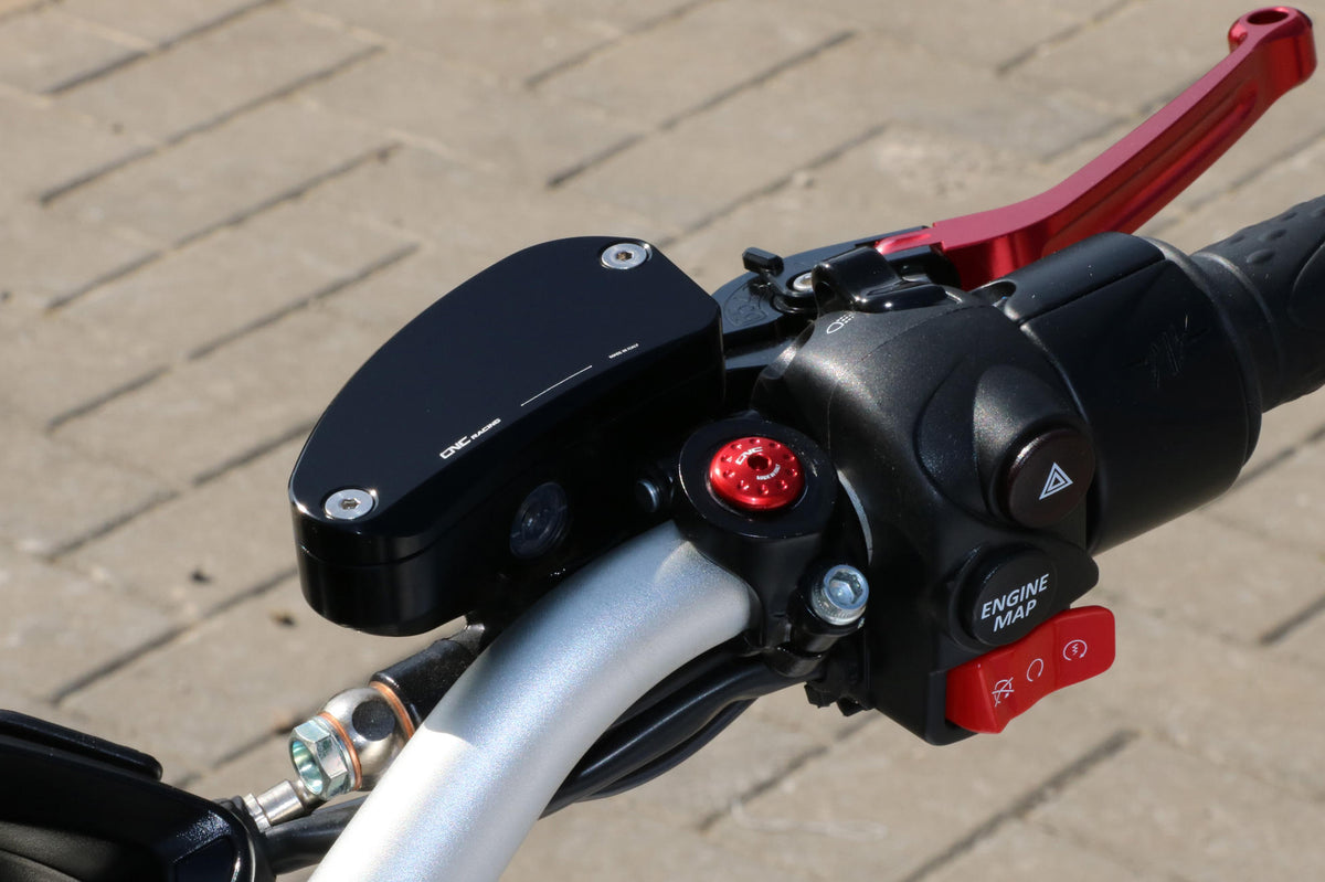 CNC Racing Fluid Reservoir Front Brake for MV Agusta – Body - CNC Racing image 3