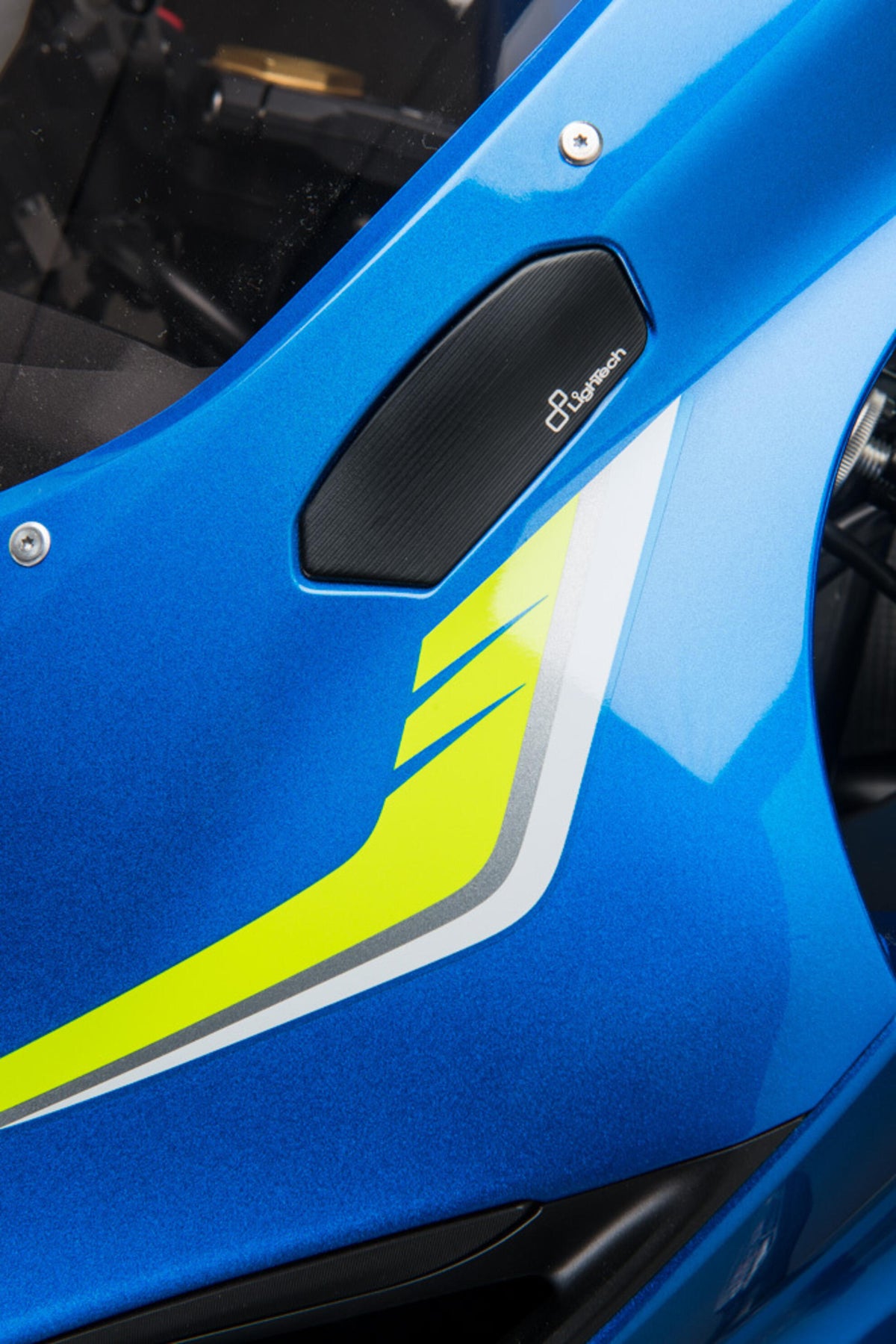 LighTech Pair Mirror Block-Off Plates for Suzuki GSX R1000 2017â€“2023 / Suzuki GSX R1000R 2017â€“2022