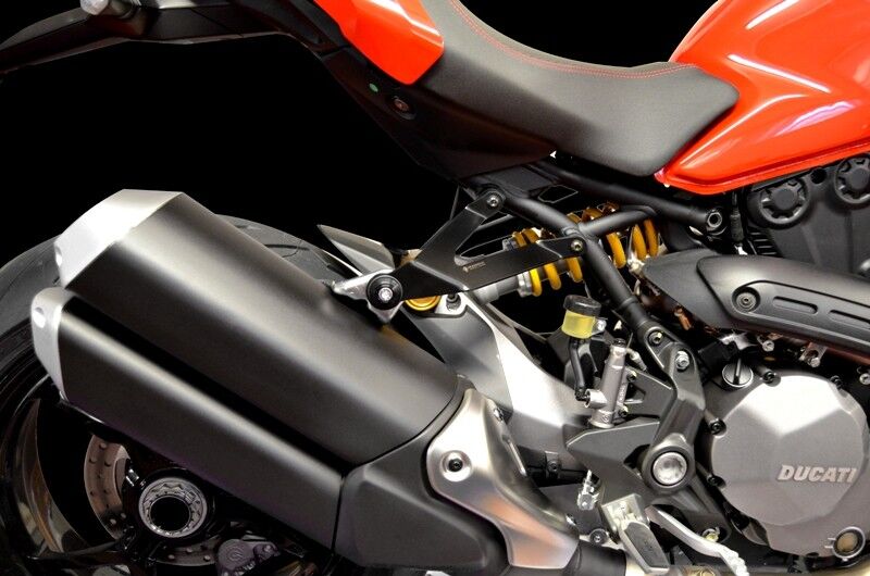 DBK Exhaust Support M1200R