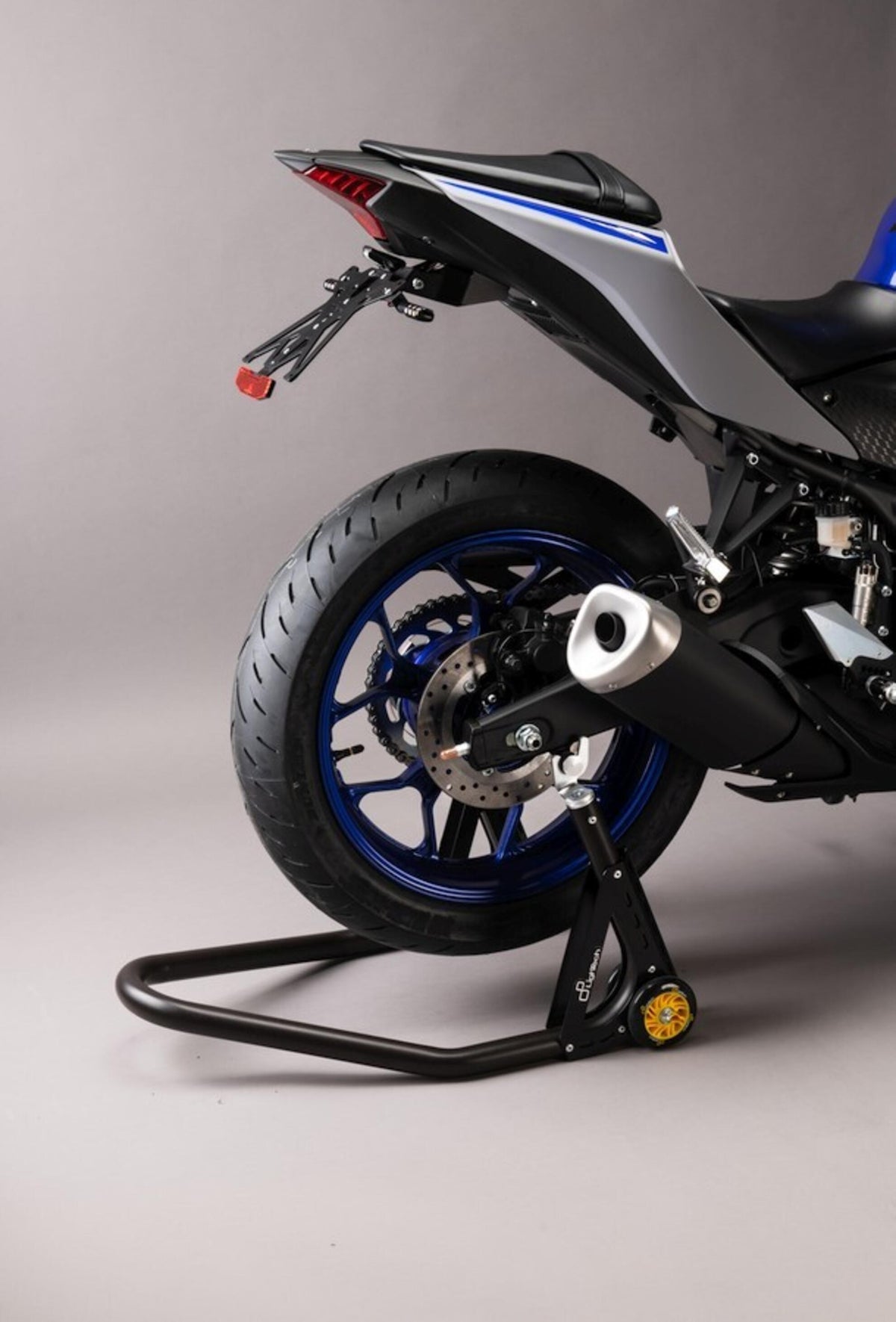 LighTech Adjustable License Plate Holder for Yamaha MT 03 2015–2024 / Yamaha R3 2015–2025